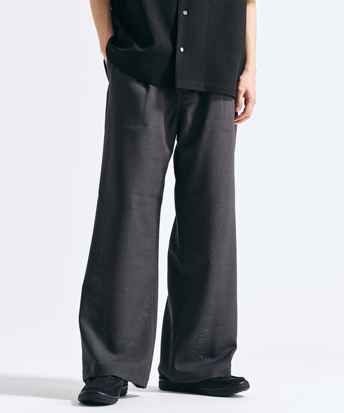 417 EDIFICE（フォーワンセブンエディフィス）の「【EVALET / エバレット】メッシュ ワイドパンツ "セットアップ着用可能"（スラックス・メンズ・チャコールグレー/グレー/ブラック/ベージュ・LARGE/MEDIUM/SMALL）」の3枚目の写真