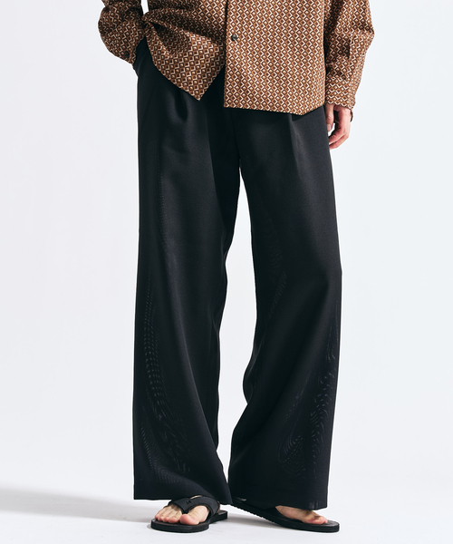 417 EDIFICE（フォーワンセブンエディフィス）の「【EVALET / エバレット】メッシュ ワイドパンツ "セットアップ着用可能"（スラックス・メンズ・チャコールグレー/グレー/ブラック/ベージュ・LARGE/MEDIUM/SMALL）」の11枚目の写真