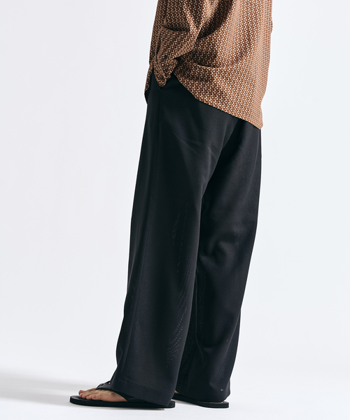 417 EDIFICE（フォーワンセブンエディフィス）の「【EVALET / エバレット】メッシュ ワイドパンツ "セットアップ着用可能"（スラックス・メンズ・チャコールグレー/グレー/ブラック/ベージュ・LARGE/MEDIUM/SMALL）」の12枚目の写真