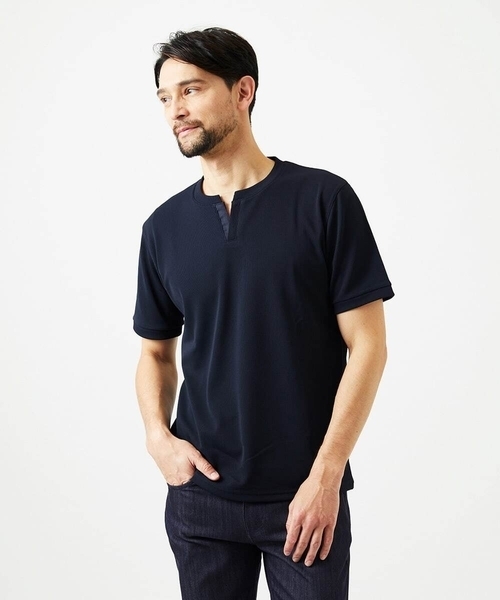 MICHEL KLEIN HOMME   （ミッシェルクランオム）の「《日本製》キーネック半袖カットソー（Tシャツ/カットソー・メンズ・ホワイト/ブラック/ネイビー・MEDIUM/LARGE/X-LARGE）」の3枚目の写真