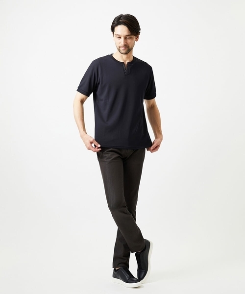 MICHEL KLEIN HOMME   （ミッシェルクランオム）の「《日本製》キーネック半袖カットソー（Tシャツ/カットソー・メンズ・ホワイト/ブラック/ネイビー・MEDIUM/LARGE/X-LARGE）」の5枚目の写真