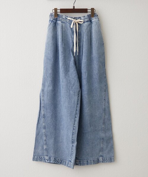 Remind me and forever(リマインドミーアンドフォーエバー)の「【接触冷感】デニムイージーパンツ(デニムパンツ・レディース・スミクロ/ケミカルウォッシュ・FREE)」の4枚目の写真