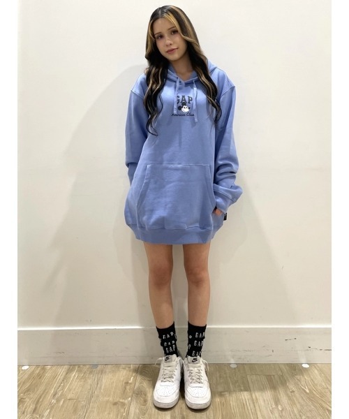 GAP(ギャップ)の「Gap × ディズニー リラックスフィット GAPロゴパーカー(パーカー・メンズ・ベージュ/ブラック/ライトブルー・XS/S/M/L/XL)」の11枚目の写真