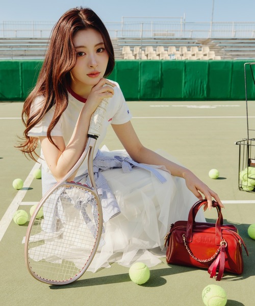 JILL by JILL STUART（ジルバイジルスチュアート）の「【WEB限定カラーあり】チャーム付きミニボストン（ボストンバッグ・レディース・ホワイト/レッド/ブラック/ブルー・FREE）」の13枚目の写真