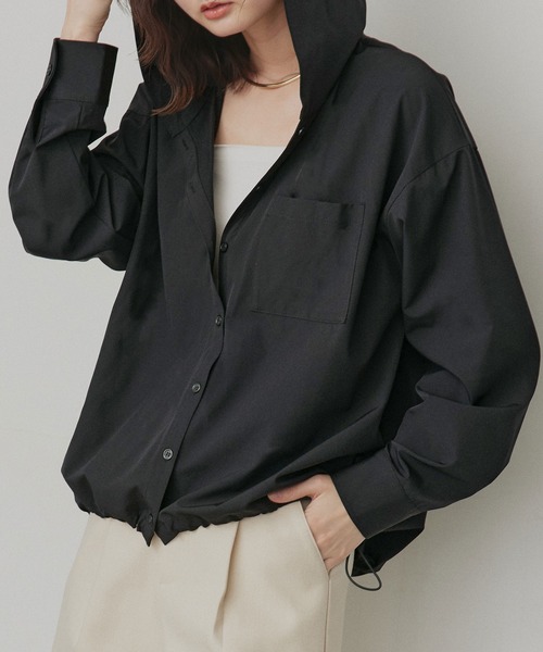 ad thie(アドティエ)の「UVカット オーバーサイズ フード付き シャツ(シャツ/ブラウス・レディース・グレイッシュベージュ/ブラック・FREE)」の13枚目の写真