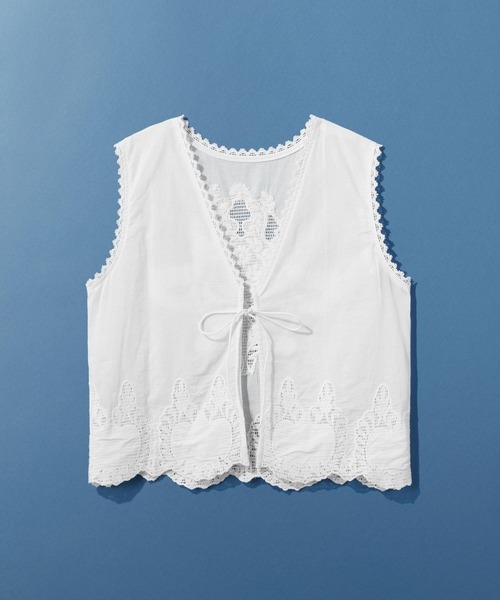 LEPSIM(レプシィム)の「レースベスト 636678(ベスト・レディース・オフホワイト・FREE)」の1枚目の写真