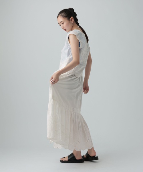 LEPSIM(レプシィム)の「レースベスト 636678(ベスト・レディース・オフホワイト・FREE)」の5枚目の写真