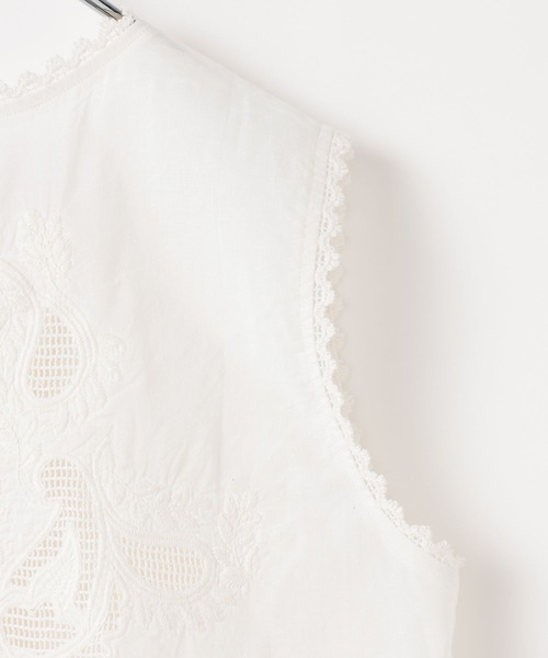 LEPSIM(レプシィム)の「レースベスト 636678(ベスト・レディース・オフホワイト・FREE)」の15枚目の写真