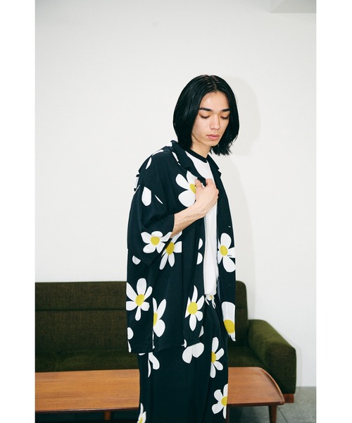 SUNNY SPORTS(サニースポーツ)の「SUNNY SPORTS サニースポーツ / printed box shirt(シャツ/ブラウス・メンズ・その他2/その他1/ブラック・SMALL/LARGE/MEDIUM)」の5枚目の写真