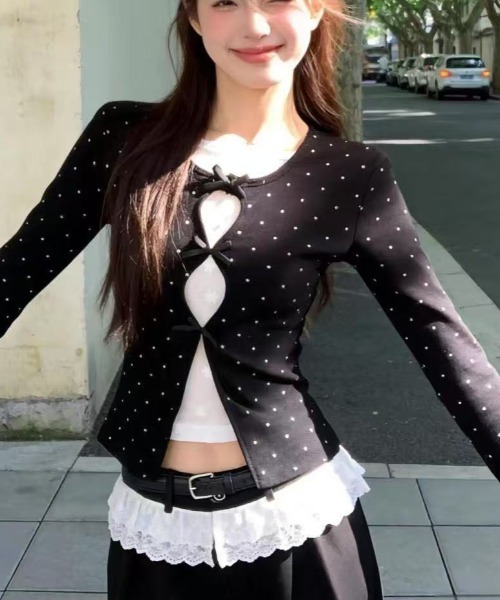 Achic(アシック)の「ドット柄 フェイクレイヤード リボトップス(Tシャツ/カットソー・レディース・ブラック・M)」の6枚目の写真