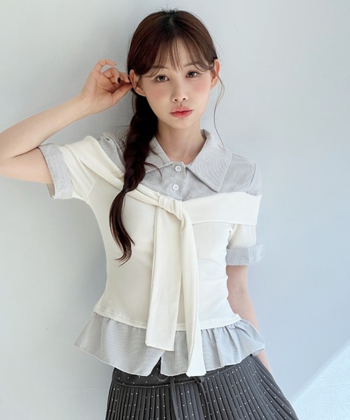 【超人気】フリルブラウス【2026SS 新品タグ付き】 ストライプリボンレイヤードフリルブラウス/2026 SS COLLECTION（T