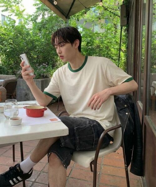 BASIC LABEL（ベーシックラベル）の「Parker Ringer Loose Fit Short-Sleeved T-Shirt 4 Color [BLSE_4001]（Tシャツ/カットソー・レディース・ネイビー/アイボリー系1/アイボリー系2/クリーム・SMALL/MEDIUM/LARGE/X-LARGE）」の12枚目の写真