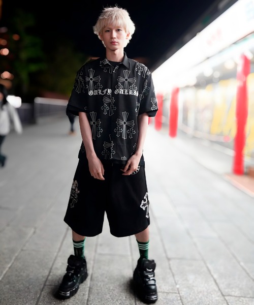GALFY(ガルフィー)の「【別注】GA×GALFY-別注十字架わんわん柄シャツ(シャツ/ブラウス・メンズ・ホワイト/ブラック・L/XL)」の12枚目の写真