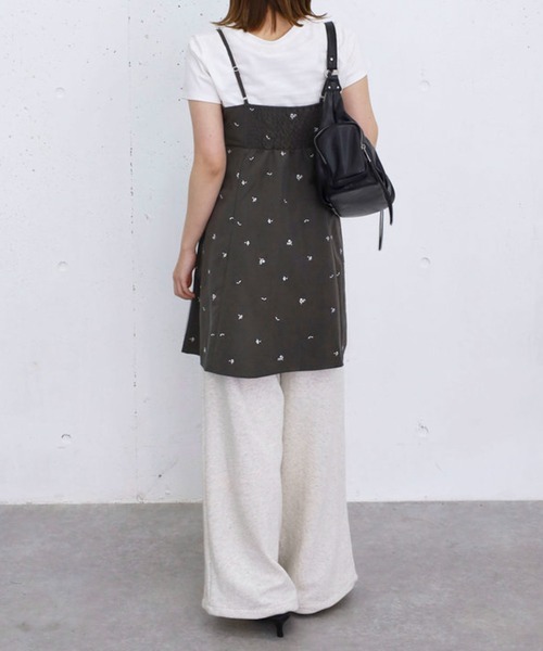 archives(アルシーヴ)の「花柄刺繍ミニキャミOP(ワンピース・レディース・アイボリー/チャコールグレー・MEDIUM)」の20枚目の写真