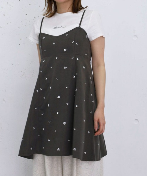 archives(アルシーヴ)の「花柄刺繍ミニキャミOP(ワンピース・レディース・アイボリー/チャコールグレー・MEDIUM)」の8枚目の写真