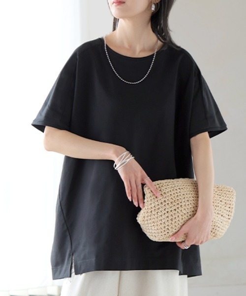 HUG.U(ハグユー)の「体感-3℃級 UVカット / 接触冷感 Tシャツ 「リリクール」(Tシャツ/カットソー・レディース・ブラック/ブルー/ホワイト・FREE)」の14枚目の写真