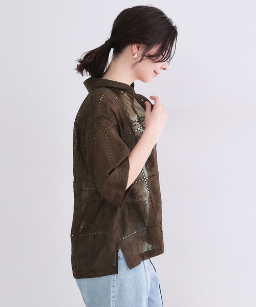 OPAQUE.CLIP(オペークドットクリップ)の「刺繍ハーフスリーブシャツ/セットアップ対応可【洗濯機OK】(シャツ/ブラウス・レディース・ホワイト/ブラウン系その他・40/38/36)」の15枚目の写真