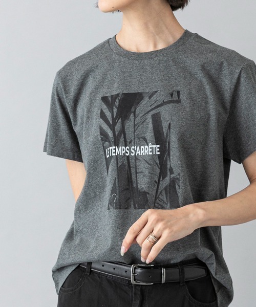MICHEL KLEIN（ミッシェル・クラン）の「[大人気商品]フォトTシャツ WEB限定カラー（Tシャツ/カットソー・レディース・ホワイト/グレー/チャコールグレー/カーキ・40/38）」の3枚目の写真