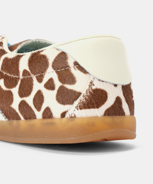 adidas(アディダス)の「【ADIDAS/アディダス】GAZELLE LO PRO W(スニーカー・レディース・アイボリー・24cm/23.5cm/23cm/24.5cm)」の5枚目の写真