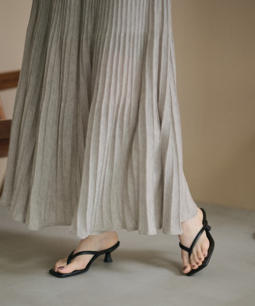 LAULEN(ローレン)の「tuck flare knit skirt /タックフレアニットスカート(スカート・レディース・モカ/グレイッシュベージュ・FREE)」の18枚目の写真