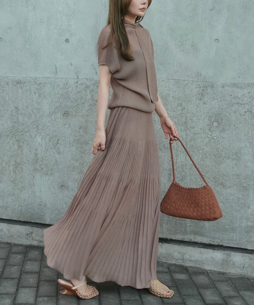 LAULEN(ローレン)の「tuck flare knit skirt /タックフレアニットスカート(スカート・レディース・モカ/グレイッシュベージュ・FREE)」の21枚目の写真