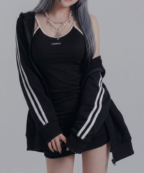 Diable baiser（ディアブルベーゼ）の「キャミワンピ×ゆるパーカーセットアップ（セットアップ・レディース・ブラック/ブラウン・S-M/L～LL）」の6枚目の写真