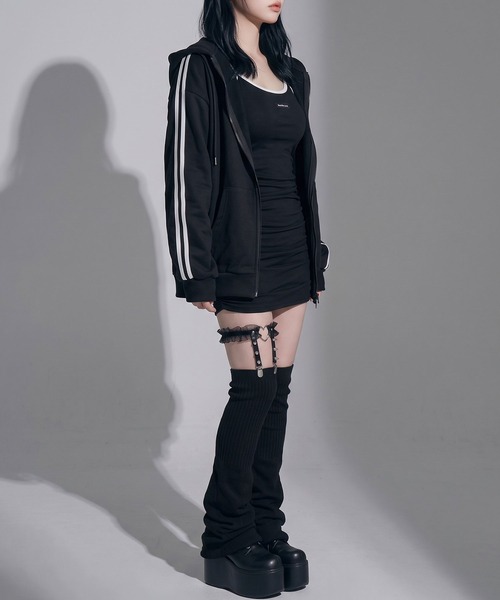 Diable baiser（ディアブルベーゼ）の「キャミワンピ×ゆるパーカーセットアップ（セットアップ・レディース・ブラック/ブラウン・S-M/L～LL）」の19枚目の写真