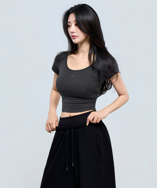 PHYSICAL GARMENTS（フィジカルガーメンツ）の「P5076 ウーマン モーダル シンボル クロップ 半袖[3COLOR]（Tシャツ/カットソー・レディース・ホワイト/チャコール/ブラック・FREE）」の22枚目の写真
