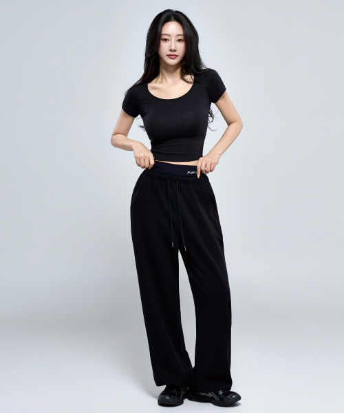 PHYSICAL GARMENTS（フィジカルガーメンツ）の「P5076 ウーマン モーダル シンボル クロップ 半袖[3COLOR]（Tシャツ/カットソー・レディース・ホワイト/チャコール/ブラック・FREE）」の13枚目の写真