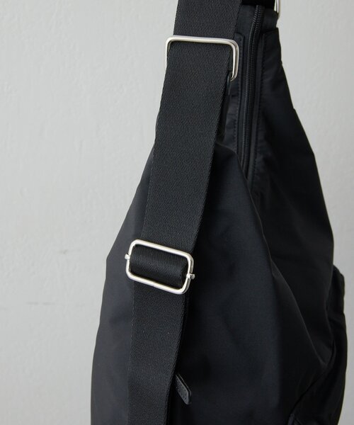 ear PAPILLONNER（イアパピヨネ）の「《Utaha企画》撥水3WAYリュック/ショルダーバッグ（バックパック/リュック・レディース・ブラック・FREE）」の13枚目の写真