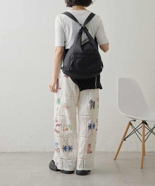 ear PAPILLONNER(イアパピヨネ)の「《Utaha企画》撥水3WAYリュック/ショルダーバッグ(バックパック/リュック・レディース・ブラック・FREE)」の17枚目の写真