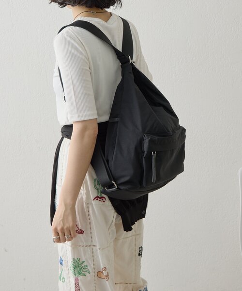 ear PAPILLONNER(イアパピヨネ)の「《Utaha企画》撥水3WAYリュック/ショルダーバッグ(バックパック/リュック・レディース・ブラック・FREE)」の15枚目の写真