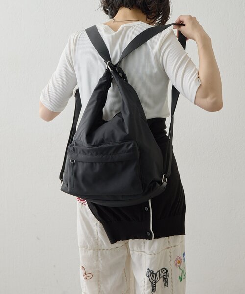 ear PAPILLONNER(イアパピヨネ)の「《Utaha企画》撥水3WAYリュック/ショルダーバッグ(バックパック/リュック・レディース・ブラック・FREE)」の14枚目の写真