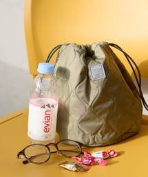MIS（エムアイエス）の「【WEB限定】[MIS/エムアイエス] ミリタリー キルティング巾着バッグ（ショルダーバッグ）」
