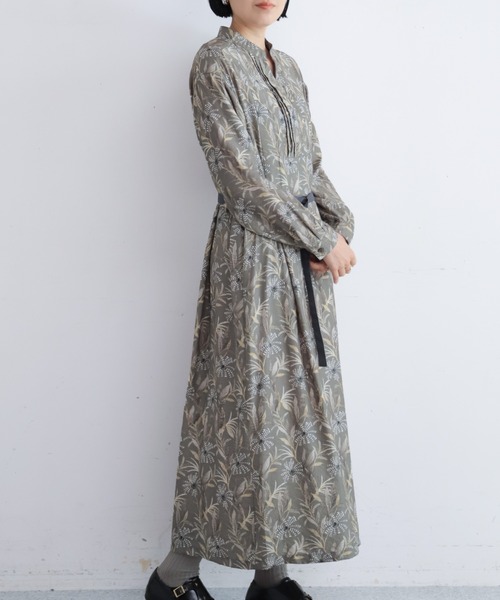 NOMBRE IMPAIR(ノンブルアンペール)の「オータムフォレストプリント ベルト付きワンピース(ワンピース・レディース・ネイビー/カーキ・FREE)」の7枚目の写真