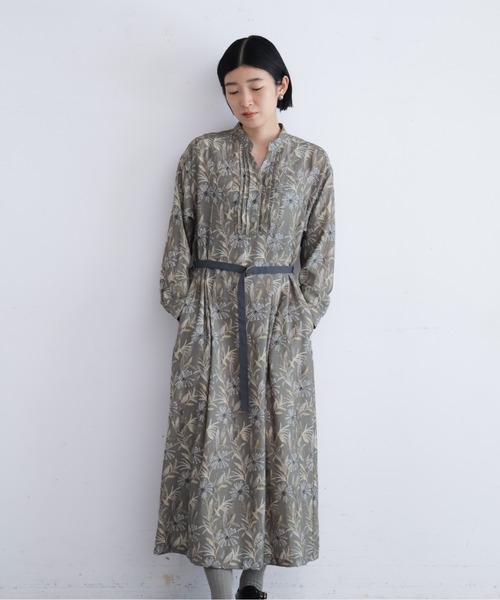 NOMBRE IMPAIR(ノンブルアンペール)の「オータムフォレストプリント ベルト付きワンピース(ワンピース・レディース・ネイビー/カーキ・FREE)」の8枚目の写真