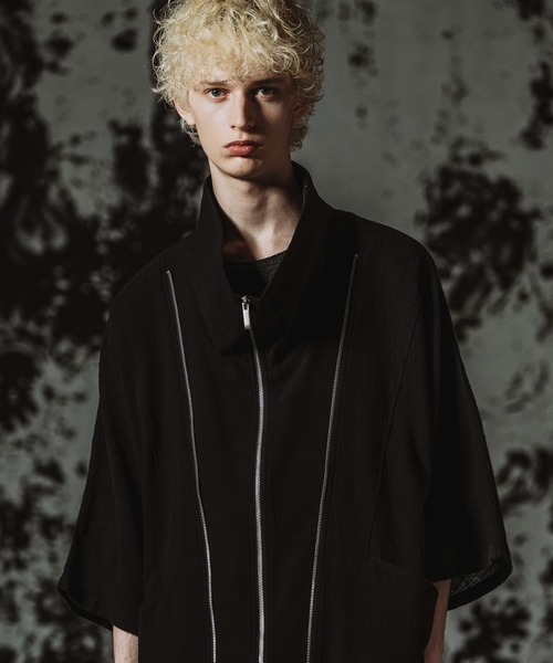 NO ID.（ノーアイディ）の「【NO ID.】Off Turtle W-ZIP 3WAY Blazer / オフタートル ダブルジップ 3ウェイ ブレザー（テーラードジャケット・メンズ・グレー/ブラック・ONE SIZE）」の2枚目の写真