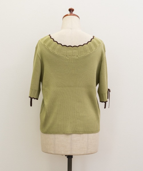 CLETTE（クレット）の「CLETTEオリジナルバイカラースカラップヘムリボンニット（ニット/セーター・レディース・ブラック/グリーン/チャコールグレー・4L/LL/3L）」の11枚目の写真