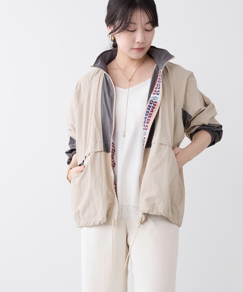 UMBRO(アンブロ)の「【UMBRO×MICA&DEAL】配色ナイロンブルゾン(ブルゾン・レディース・ブラック/ベージュ・FREE)」の20枚目の写真