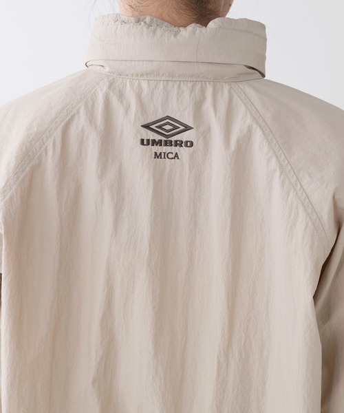 UMBRO(アンブロ)の「【UMBRO×MICA&DEAL】配色ナイロンブルゾン(ブルゾン・レディース・ブラック/ベージュ・FREE)」の18枚目の写真