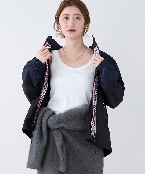UMBRO(アンブロ)の「【追加】【UMBRO×MICA&DEAL】配色ナイロンブルゾン(ブルゾン・レディース・ブラック/ベージュ・FREE)」の20枚目の写真