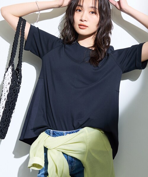 INDIVI（インディヴィ）の「【バックシャン】異素材ドッキングプルオーバー（Tシャツ/カットソー・レディース・ホワイト系7/オフホワイト/ブラック/サックスブルー・38/15 /13/34/05）」の3枚目の写真