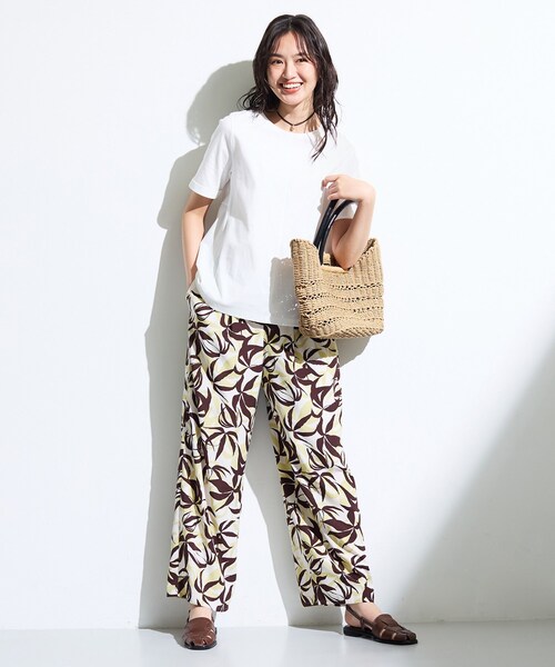 INDIVI（インディヴィ）の「【バックシャン】異素材ドッキングプルオーバー（Tシャツ/カットソー・レディース・ホワイト系7/オフホワイト/ブラック/サックスブルー・38/15 /13/34/05）」の16枚目の写真
