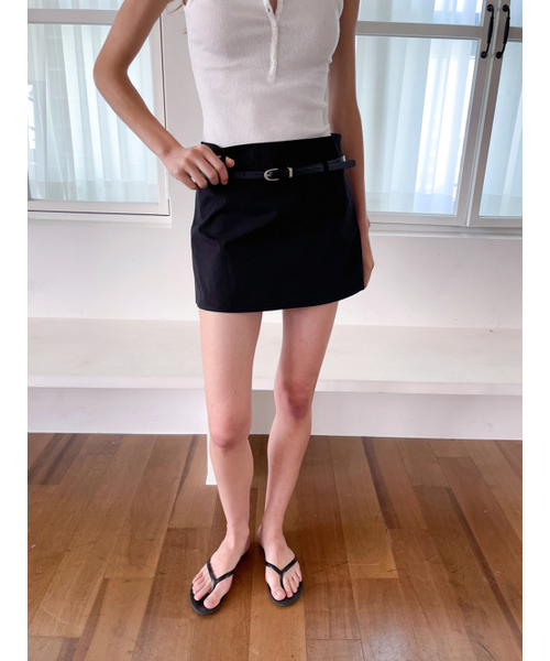 RAVEROUS(レイバーロス)の「ベルト付きミニスカート/パンツ_ブラック(スカート・レディース・ブラック・SMALL/MEDIUM)」の4枚目の写真