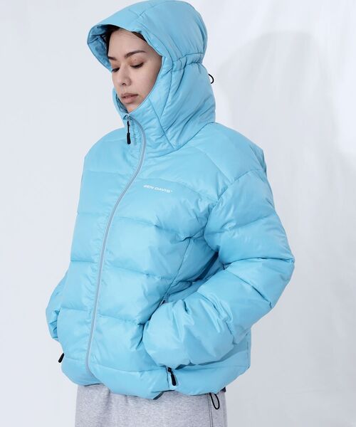 BEN DAVIS（ベンデイビス）の「【BEN DAVIS（ベンデイビス）】BD HOODED PUFFER JACKET / パデッド ジャケット 中綿 軽量アウター 保温 オーバーサイズ ストリート ユニセックス（ダウンジャケット/コート・メンズ・その他1/ダークネイビー/ブラック/スカイブルー・LARGE/MEDIUM/X-LARGE）」の2枚目の写真