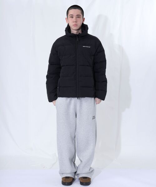 BEN DAVIS（ベンデイビス）の「【BEN DAVIS（ベンデイビス）】BD HOODED PUFFER JACKET / パデッド ジャケット 中綿 軽量アウター 保温 オーバーサイズ ストリート ユニセックス（ダウンジャケット/コート・メンズ・その他1/ダークネイビー/ブラック/スカイブルー・LARGE/MEDIUM/X-LARGE）」の8枚目の写真
