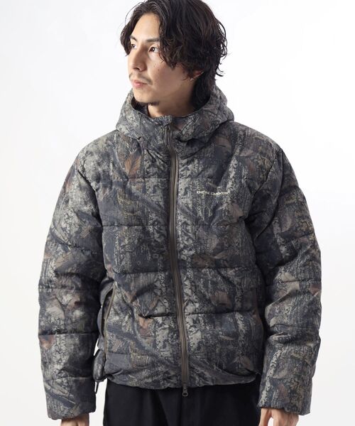 BEN DAVIS（ベンデイビス）の「【BEN DAVIS（ベンデイビス）】BD HOODED PUFFER JACKET / パデッド ジャケット 中綿 軽量アウター 保温 オーバーサイズ ストリート ユニセックス（ダウンジャケット/コート・メンズ・その他1/ダークネイビー/ブラック/スカイブルー・LARGE/MEDIUM/X-LARGE）」の13枚目の写真