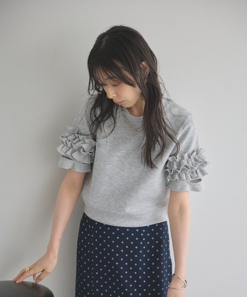 &. NOSTALGIA（アンドドットノスタルジア）の「ダブルフリルスリーブトップス（Tシャツ/カットソー・レディース・ホワイト/グレー・M）」の12枚目の写真