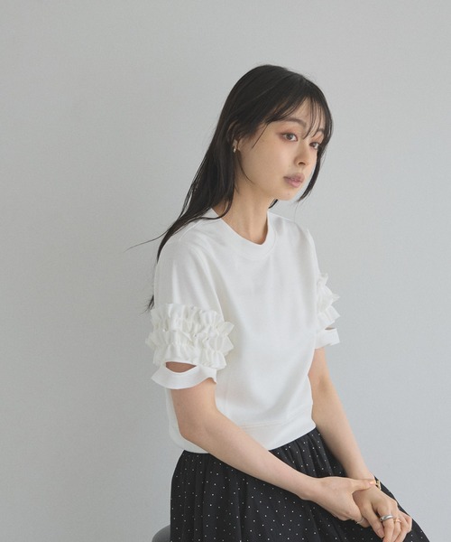 &. NOSTALGIA（アンドドットノスタルジア）の「ダブルフリルスリーブトップス（Tシャツ/カットソー・レディース・ホワイト/グレー・M）」の15枚目の写真