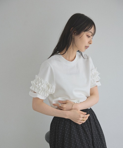 &. NOSTALGIA（アンドドットノスタルジア）の「ダブルフリルスリーブトップス（Tシャツ/カットソー・レディース・ホワイト/グレー・M）」の16枚目の写真
